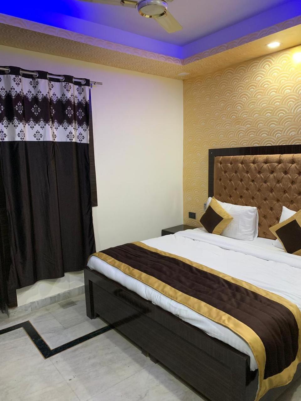 N.K. Residency Hotel Nueva Delhi Exterior foto